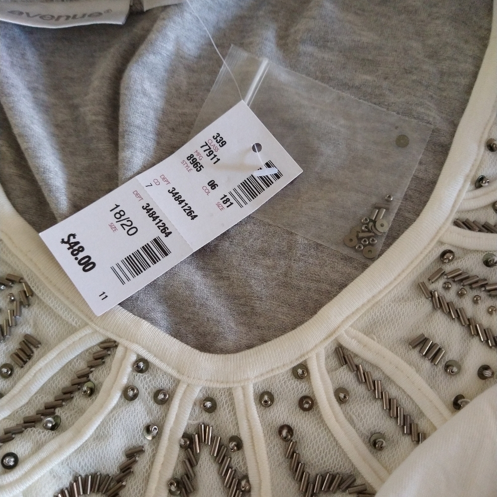 NWT Avenue Soft Attached Cardigan